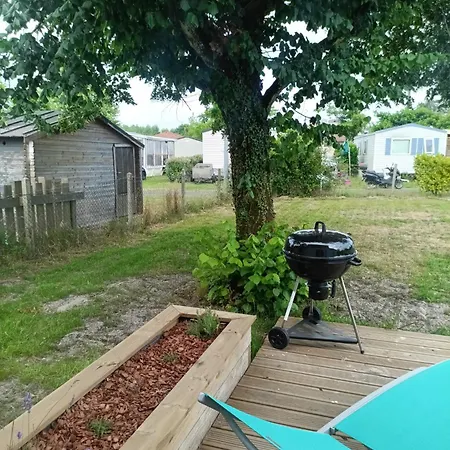Holiday home Maison De Avec Jardin
